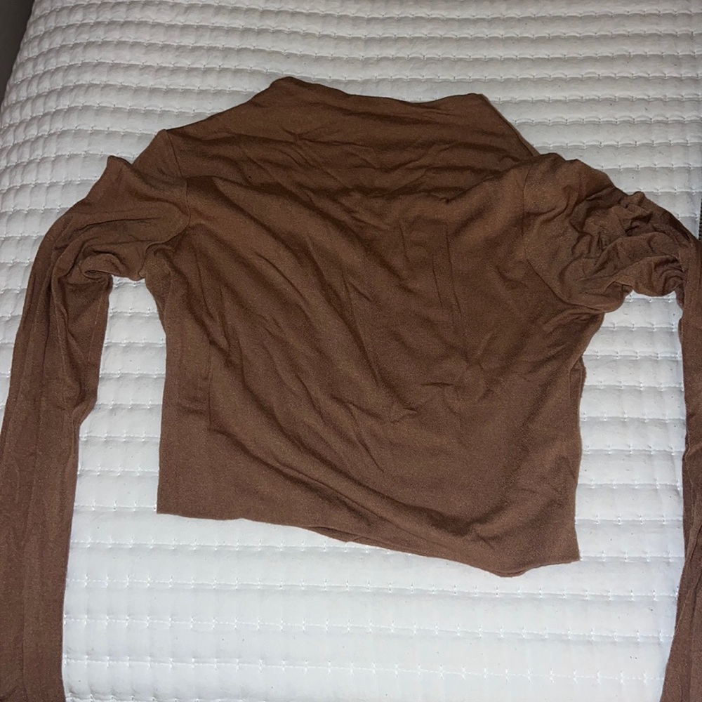 Naked wardrobe top
